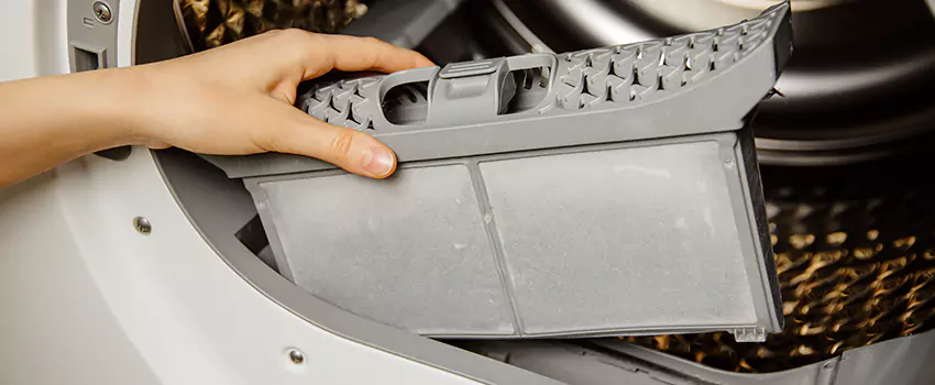Signs Of A Clogged Dryer Lint Trap in Crofton, Maryland